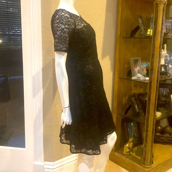 Donna Morgan for Pea In The Pod Black/Gold Lace Maternity Dress Sz S - Picture 4 of 8